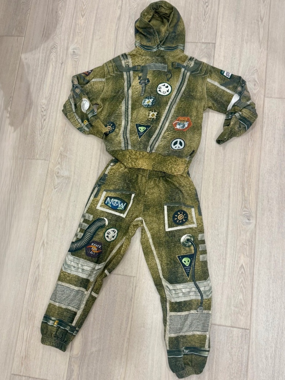 Molo Space Suit Set